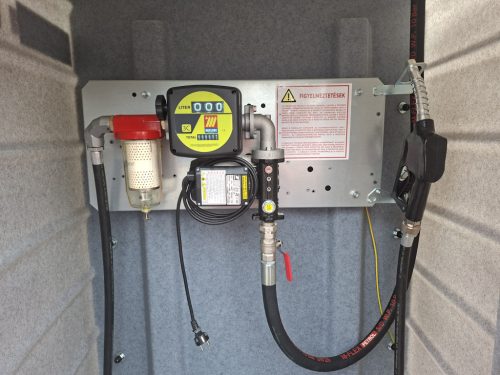 Dupla-falu-10000-literes-muanyag-gazolajkut-kimeroszekrennyel