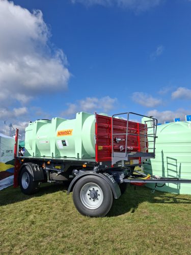 SWIMER AGRO-MOBI szállítható víz- és nitrosoltartály 9000 literes 2"