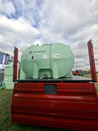 SWIMER AGRO-MOBI szállítható víz- és nitrosoltartály 9000 literes 2"