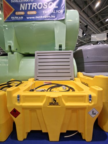 CARRYTANK 330 literes PICKUP GÁZOLAJ tartály,12V 15 l/perc merülőszivattyú, szintjelző, 4 m tömlő, aut.pisztoly, fedél