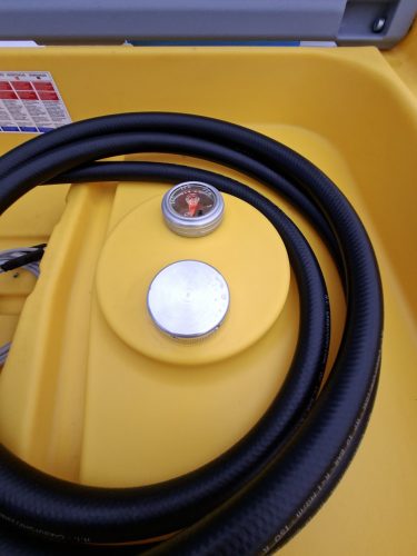 Szallithato-gazolaj-tartaly-440-literes-carrytank