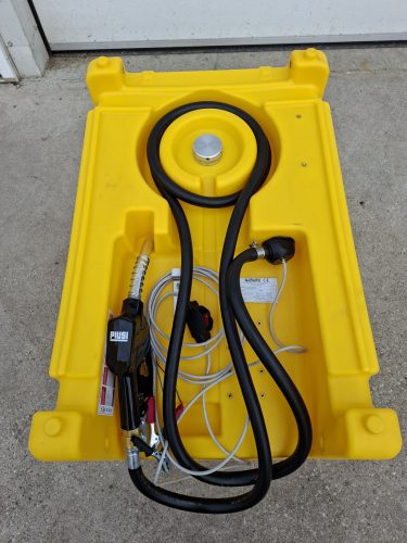 CARRYTANK 220 literes GÁZOLAJ tartály,12V, 15 l/perc merülőszivattyú, szintjelző, 4m tömlő, automata pisztoly, fedél nélkül