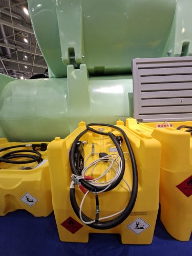 CARRYTANK 220 literes GÁZOLAJ tartály,12V, 15 l/perc merülőszivattyú, szintjelző, 4m tömlő, automata pisztoly, fedél nélkül