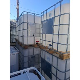   HASZNÁLT, tisztított S 1000 literes, műanyag IBC tartály, műanyag csappal, DN150-es fedéllel, fa raklapon