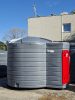 Duplafalú 7500 l FUDPS gázolaj tartály FRONT/LEVEZETETT töltéssel, 230V 70 l/p szivattyú, mechanikus mérőóra, 10 µ szűrőkészlet, 10 m nyomótömlő, automata pisztoly, rádiós szintjelző