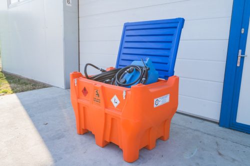Szallithato-gazolaj-es-adblue-tartaly-450-literes-carrytank-pickup