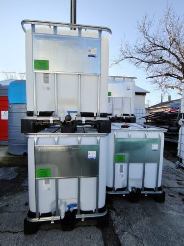 1000-Literes-IBC-tartaly-muanyag-csappal