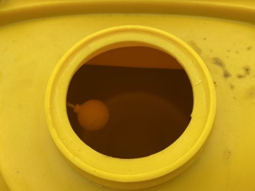 Használt ásványiolaj-tároló tartály, 500 liter QOIL500