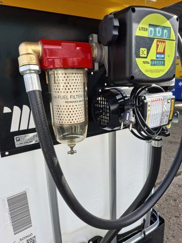 1000-Literes-IBC-gazolajtartaly-fem-csappal