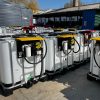 1000 Literes IBC tartály fém csappal ADR tan.,MECLUBE go kimérő szett 230V 60 l/p szivattyú, mech. mérőóra, 6m tömlő, aut.piszt.