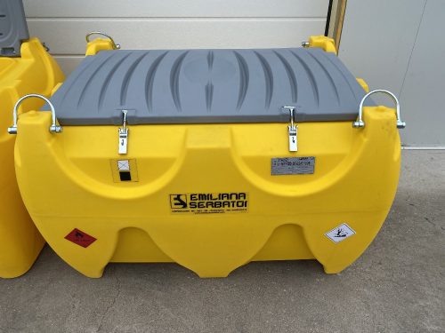 900-literes-carrytank-Szallithato-gazolajtartaly